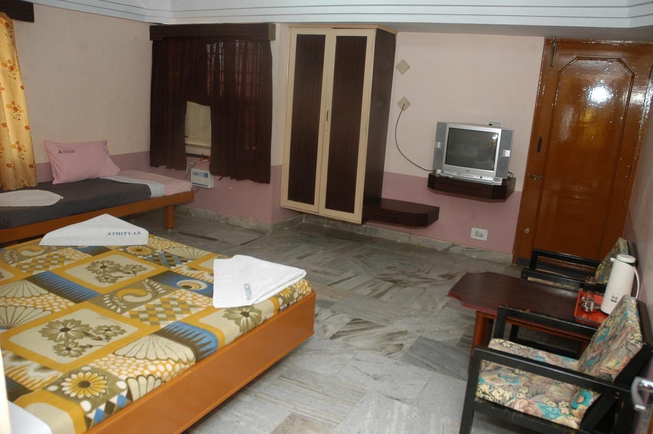 Hotel Athityaa Kumbakonam Exteriör bild