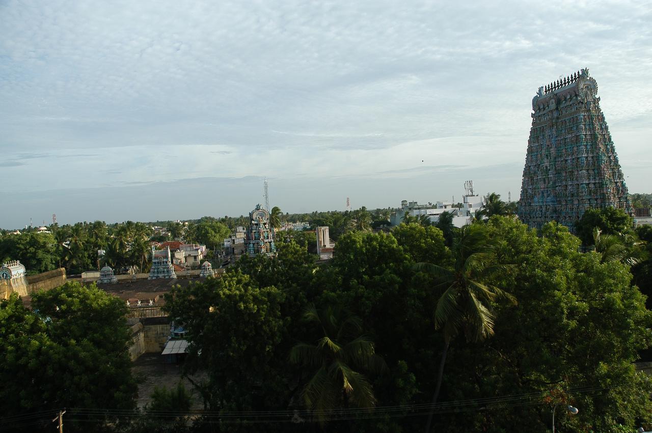 Hotel Athityaa Kumbakonam Exteriör bild